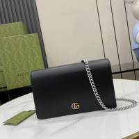Gucci專櫃古馳最新款Marmont系列鏈帶錢包女士小斜挎包 jh2477型號：790060
