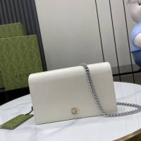 Gucci專櫃古馳最新款Marmont系列鏈帶錢包女士小斜挎包 jh2478型號：790060
