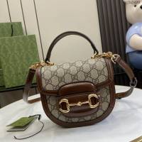 Gucci專櫃古馳最新款Horsebit 1955系列迷你手提包單肩斜挎女包 jh2499型號：781387