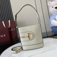 Gucci專櫃古馳2025春夏系列最新款檔案桶包手提單肩斜挎女包 jh2612型號：833665