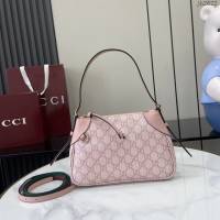 Gucci專櫃古馳最新款Emblem系列小號肩背包 jh2622型號：815218
