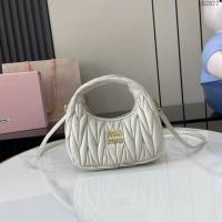 MIU MIU專櫃繆繆最新款迷你MiuWander手袋手提肩背包 jh2877型號：5BP078