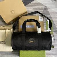 Gucci新款包包 古馳品牌標誌性GG圖案手提肩背枕頭包 Gucci黑色旅行包 658632  ydg3081