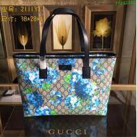 GUCCI 古馳女包 新款 211137 Supreme tote系列 女士手拎包 印花圖案單肩包 Gucci手提包