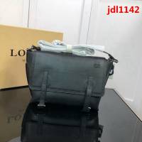 LOEWE羅意威 專櫃同步 Military Messenger 經典百搭信使包 男女同款 0168  jdl1142