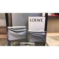 LOEWE羅意威 原單品質 特殊管道貨源 Puzzle手袋 對版顏色拼接 可單肩斜挎  jdl1225