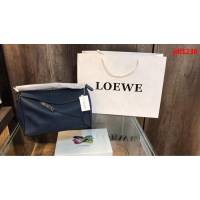 LOEWE羅意威 原單品質 特殊管道貨源 Puzzle手袋 對版顏色拼接 可單肩斜挎  jdl1230