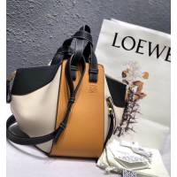 LOEWE包包 羅意威hammock小號肩背手提吊床包  tcl1096