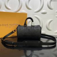 Louis Vuitton新款包包 M57960 路易威登Keepall XS手袋 Monogram压纹皮革 LV黑色枕头包手提肩背斜挎包  ydh4214