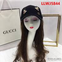 GUCCI古馳 時尚百搭款 帶鑽蜜蜂羊毛棒球帽 LLWJ5844