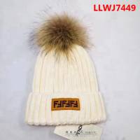 FENDI芬迪 代購品質 專櫃款 大毛球毛線帽 LLWJ7449