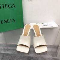 BOTTEGA VENETA高端時尚女鞋 寶緹嘉漆皮版2022-22早春最新高跟涼鞋拖鞋 dx3546