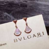 Bvlgari飾品 寶格麗diva系列 高端定制進口925純銀白母貝扇形裙子耳釘 耳環  zgbq3181