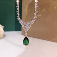 Bvlgari飾品 寶格麗奢華水滴綠色鑽項鏈 Bvlgari鑲寶石扇形裙子鑽項鏈  zgbq3265