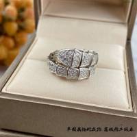 Bvlgari飾品 寶格麗寬版單圈滿鑽蛇純銀戒指  zgbq3285