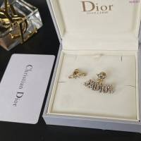 Dior飾品 迪奧經典熱銷款不對稱星星字母蜜蜂耳釘耳環  zgd1327