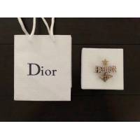 Dior飾品 迪奧經典熱銷新款胸針胸花  zgd1335