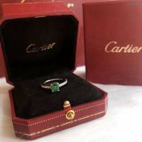 Cartier飾品 卡地亞1895訂婚戒指系列 綠寶石排鑽戒指  zgk1282