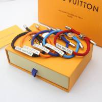 Louis Vuitton新款飾品 路易威登Space繩子可調節手鏈 LV彩色繩子手環  zglv1855