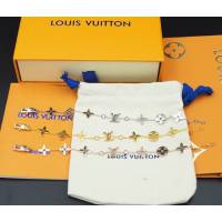 Louis Vuitton新款飾品 路易威登經典款女士手鏈手環 LV字母老花手鏈  zglv1869