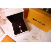 Louis Vuitton純銀飾品 路易威登天然白母貝項鏈 LV雙花單鑽鎖骨鏈  zglv2154