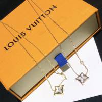 Louis Vuitton純銀飾品 路易威登白母貝四葉草項鏈 LV單花單鑽鎖骨鏈  zglv2214