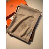 Hermes專櫃最新款純色圍巾 愛馬仕刺繡羊絨大披肩  mmj1470