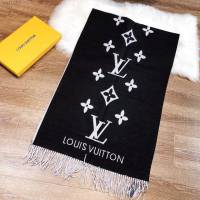 Louis Vuitton女士圍巾 路易威登經典四葉草圖案圍巾 LV高端兔絨圍巾披肩  mmj1650