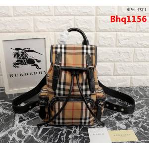 BURBERRY巴寶莉 小號新款 斜背式軍旅背包 復古格紋 軍風包款  Bhq1156