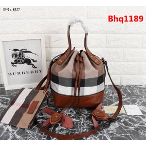 BURBERRY巴寶莉 B家原單 爆款 實用耐久 Canvas格紋水桶包 803231  Bhq1189
