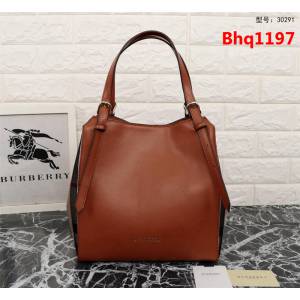 BURBERRY巴寶莉 原單品質 博柏利標誌性 The Canter 坎特手袋 時尚肩背包 30291  Bhq1197