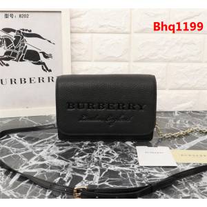 BURBERRY巴寶莉 官網新款 錢夾 可拆式肩背帶 兼作斜背包 8202  Bhq1199