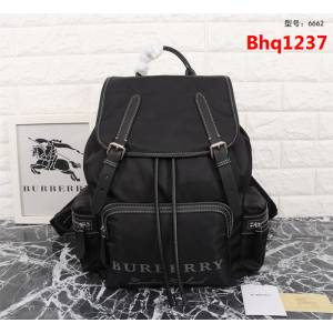 BURBERRY巴寶莉 軍旅背包 品牌典藏 軍風包款 情侶款雙肩包 6662  Bhq1237