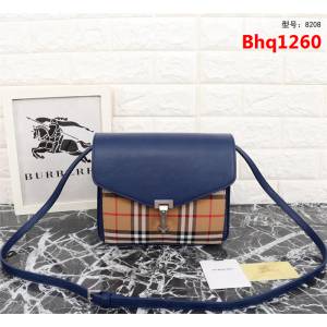 BURBERRY巴寶莉 原單 新款爆款 斜背包 卸下斜背帶兼作手拿包 8208  Bhq1260