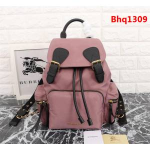 BURBERRY巴寶莉 中號 The Rucksack軍旅背包 3D立體徽標 多功能雙肩包  Bhq1309