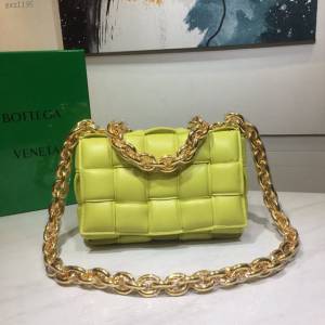 Bottega veneta高端女包 96008 寶緹嘉新款枕頭鏈條包  BV經典款單肩斜挎手提女包  gxz1195