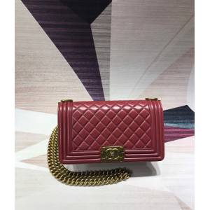 Chanel女包 香奈兒專櫃經典款BOY口蓋包 Chanel小羊皮棗紅色鏈條單肩斜挎包 A67086  djc4274