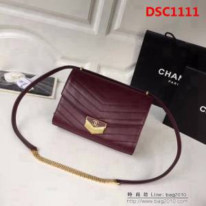 香奈兒CHANEL新品Chanel2018最新火爆款 復古設計小牛皮單肩斜跨包 DSC1111