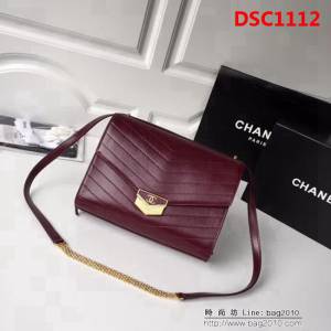 香奈兒CHANEL新品Chanel2018最新火爆款 復古設計小牛皮單肩斜跨包 DSC1112