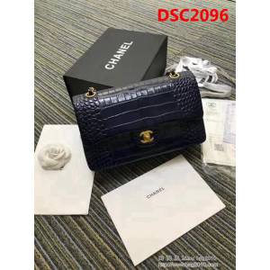 香奈兒CHANEL 寶蘭色A01112新款經典CF小牛皮壓花鱷魚紋時尚單肩鏈條口蓋包 DSC2096