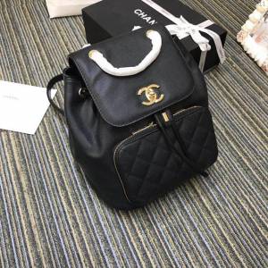 Chanel女包 A93748新款 細顆粒壓花小牛皮雙肩包 香奈兒後背包 Chanel黑色牛皮背包  djc2911