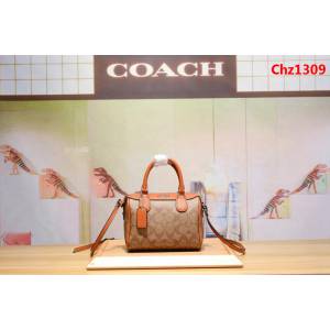 COACH蔻馳 專櫃2018新款 迷你mini波士頓枕頭包 青島代工品質 原版YKK拉鏈 246272  Chz1309