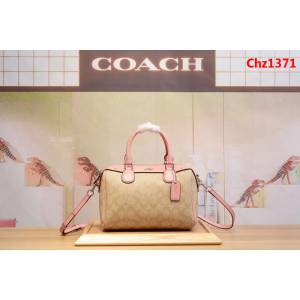 COACH蔻馳 平紋牛皮 原級別 配頭層牛皮 36702 手提斜挎包  Chz1371
