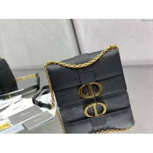 Dior女包 迪奧蒙田掌紋黑色鏈條包 Dior肩背斜挎包  dfk1611