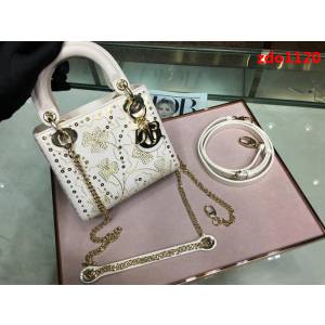 DIOR迪奧 Lady Dior mini刺繡 幸運草 光滑小牛皮 袖珍手提包 M0505  zdo1120