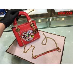 DIOR迪奧 FW18 光滑小牛皮 袖珍手提包 絲線刺繡 可手提亦可肩背或斜挎  zdo1228