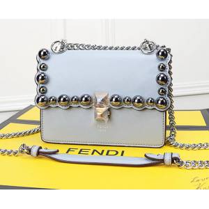 FENDI芬迪 小號 Fendi 2018秋冬新款 Kani翻蓋式手袋 可斜背亦可手提 088 081  fd1312