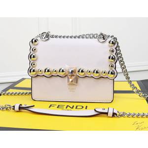 FENDI芬迪 小號 Fendi 2018秋冬新款 Kani翻蓋式手袋 可斜背亦可手提 088 081  fd1315