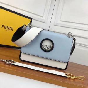FENDI芬迪 大號fendi KAN I手袋 飾以最新FENDI F LOGO 可斜背或手拿 8806  fd1423