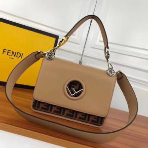 FENDI芬迪 原版品質 獨家膠囊系列 時尚手提肩背包 8806絨毛系列  fd1544